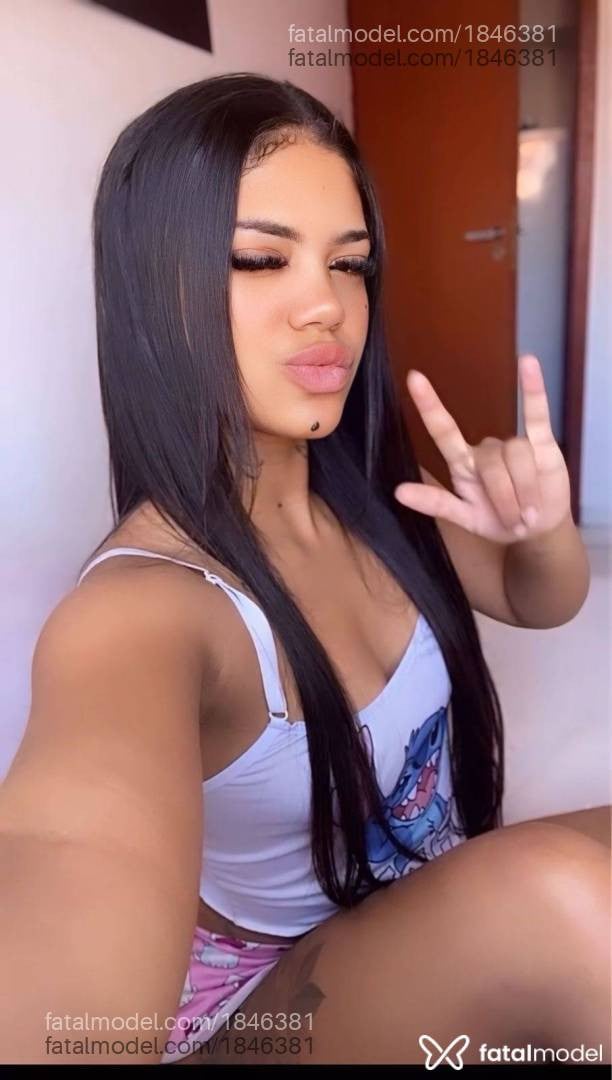 Acompanhante mulher morena (o) de olhos castanhos em Esteio Acompanhante mulher morena (o) de olhos castanhos em Esteio - Camila Costa