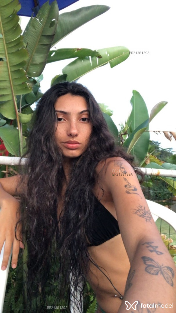 Acompanhante mulher com cabelo castanho de olhos castanhos em Rio de Janeiro - Kyra Lopez