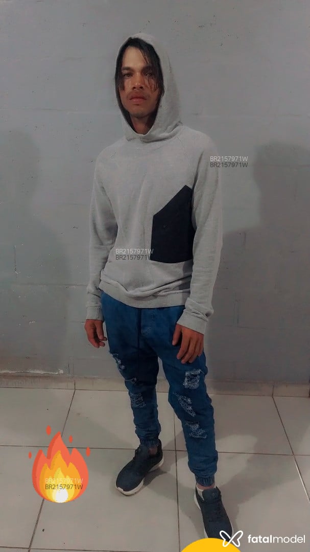 Acompanhante homem com cabelo colorido de olhos mel em Xanxerê Acompanhante homem com cabelo colorido de olhos mel em Xanxerê - Jan