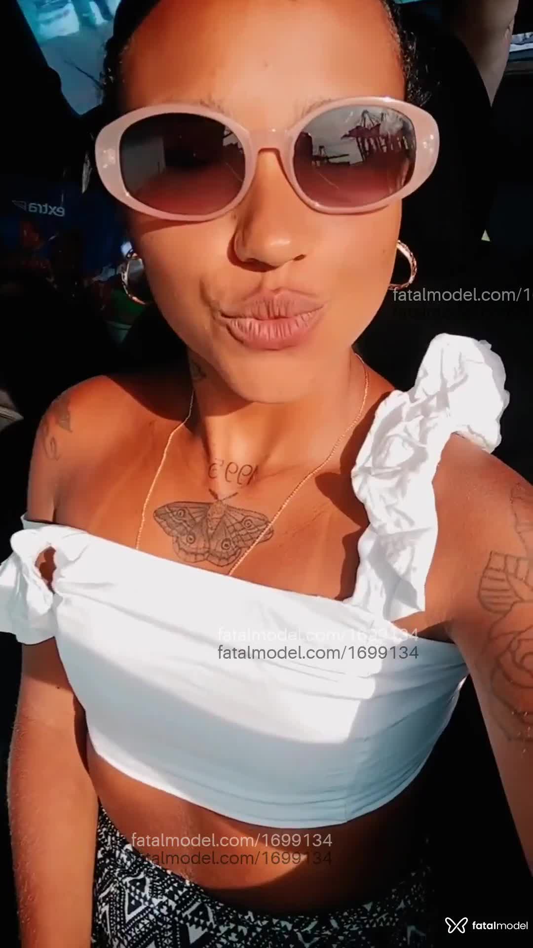 Acompanhante mulher com cabelo castanho de olhos pretos em Virtual - Drika
