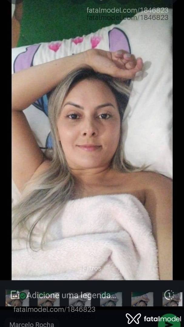 Acompanhante mulher loira (o) de olhos castanhos - Thais Escorpião