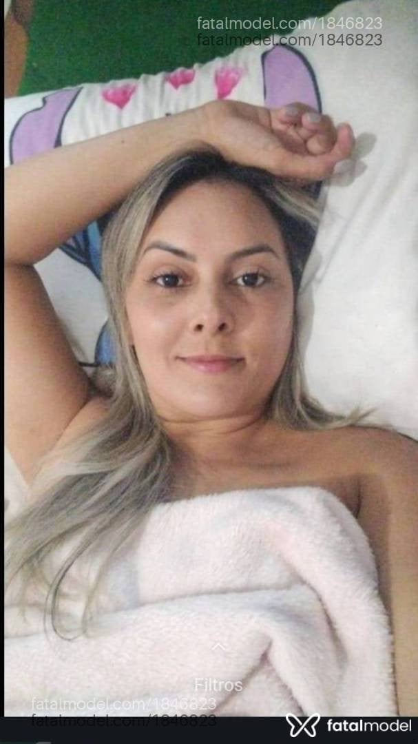 Acompanhante mulher loira (o) de olhos castanhos - Thais Escorpião
