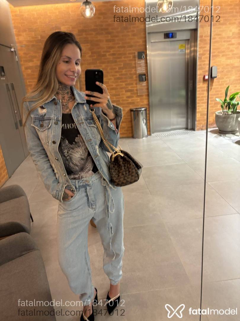 biahh-1847012 acompanhante em Gramado — foto 12
