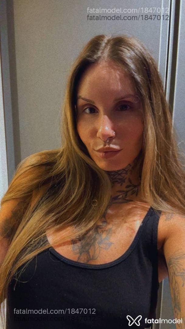 Acompanhante mulher morena (o) de olhos castanhos em Criciúma - Biahh