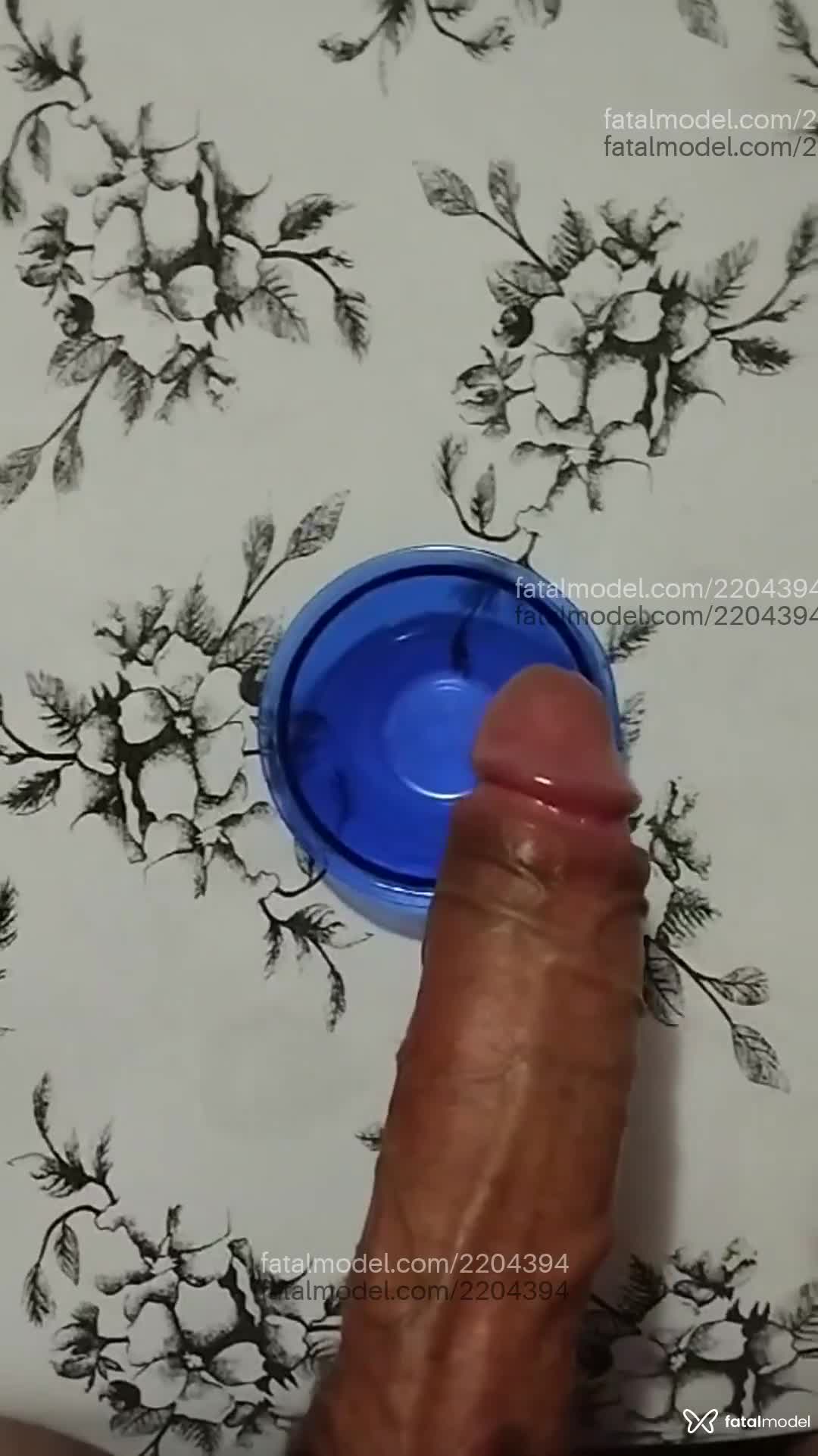 Acompanhante homem loira (o) de olhos verdes em Caldas Novas Acompanhante homem loira (o) de olhos verdes em Caldas Novas - Ricardão