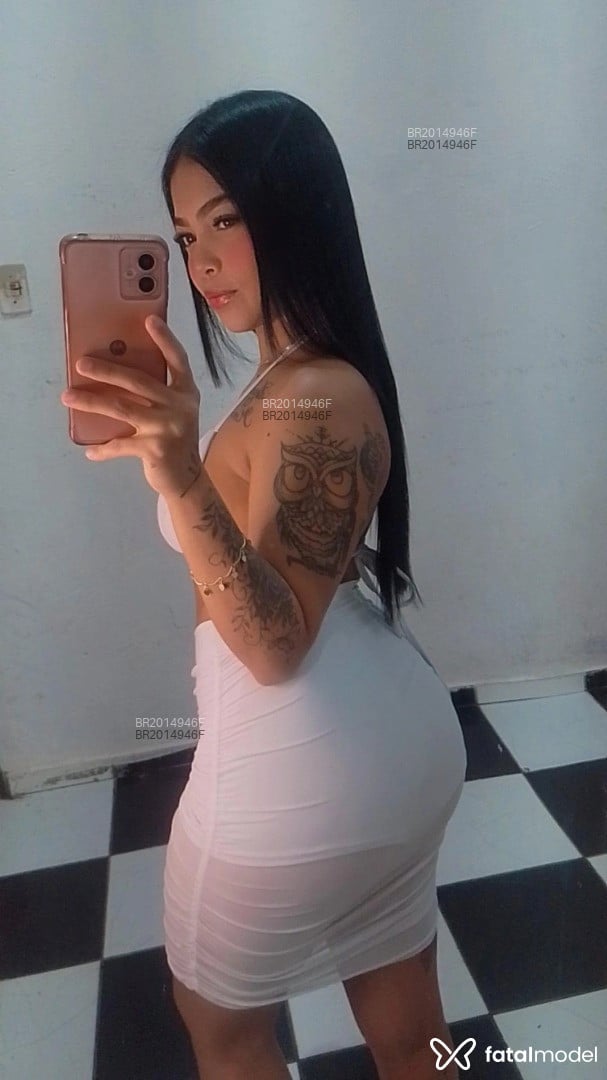 Acompanhante mulher morena (o) de olhos azuis em Recife Acompanhante mulher morena (o) de olhos azuis em Recife - Isabela