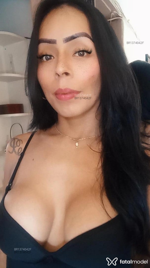 Acompanhante mulher trans morena (o) de olhos castanhos em Canela Acompanhante mulher trans morena (o) de olhos castanhos em Canela - Janasantos