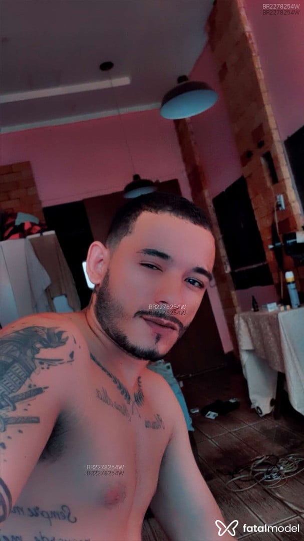 Acompanhante homem morena (o) de olhos castanhos em Campo Grande - Davi Lucca