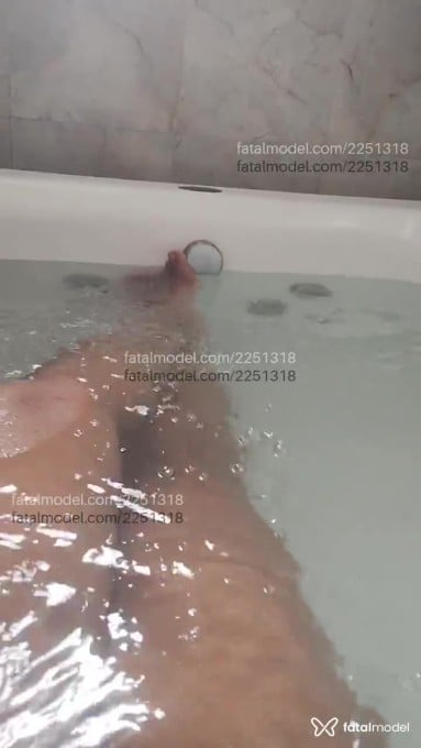 Acompanhante mulher morena (o) de olhos pretos em São Paulo - Becca