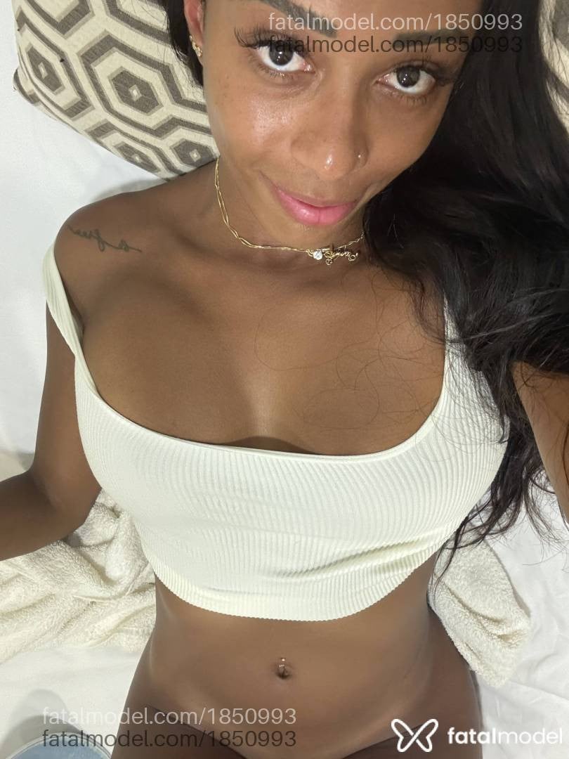 Acompanhante mulher morena (o) de olhos pretos em São Paulo - Taai morena