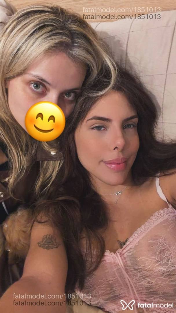 Acompanhante mulher morena (o) de olhos verdes - Misa Amane