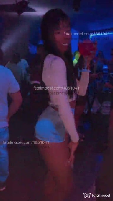 Acompanhante mulher morena (o) de olhos pretos em São Paulo - Tainá Shavante