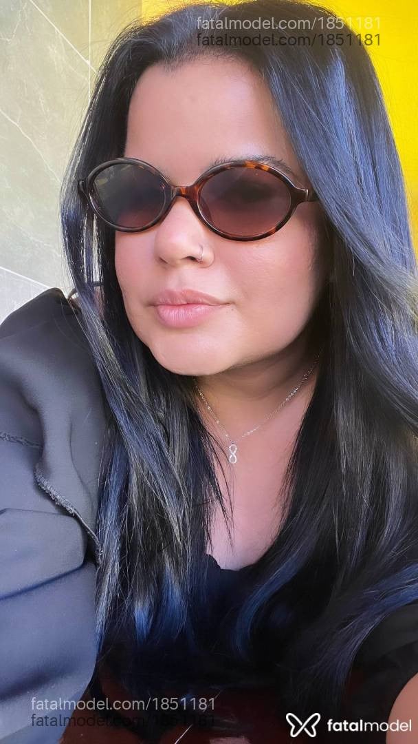 Acompanhante mulher morena (o) de olhos pretos - Emylli Lima