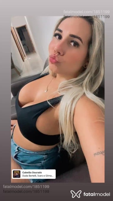 Acompanhante mulher loira (o) de olhos castanhos em Marília - Camila