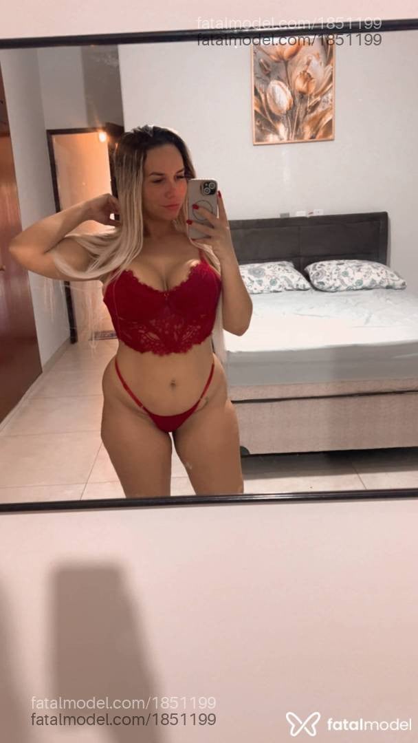 Acompanhante mulher loira (o) de olhos castanhos em Andradina - Camila