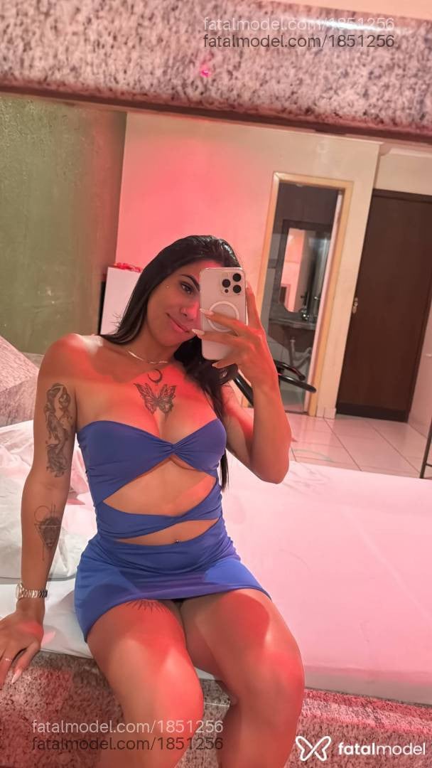 Acompanhante mulher trans morena (o) de olhos castanhos em Nova Serrana - Yasmin
