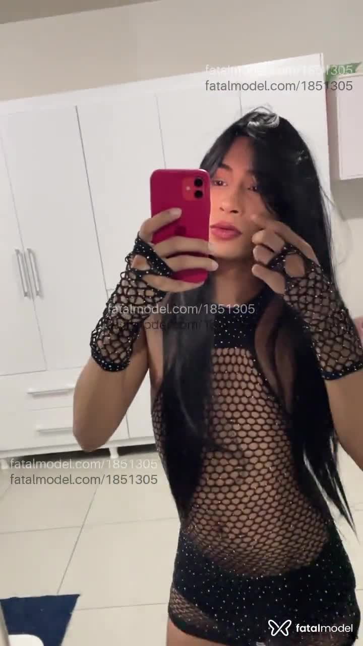 Acompanhante mulher trans morena (o) de olhos castanhos em São Paulo - Melissinha