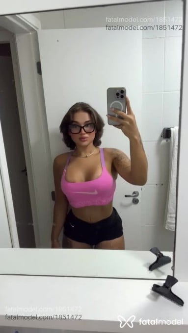 Acompanhante mulher trans loira (o) de olhos castanhos em Rio de Janeiro - Bratzmalreal