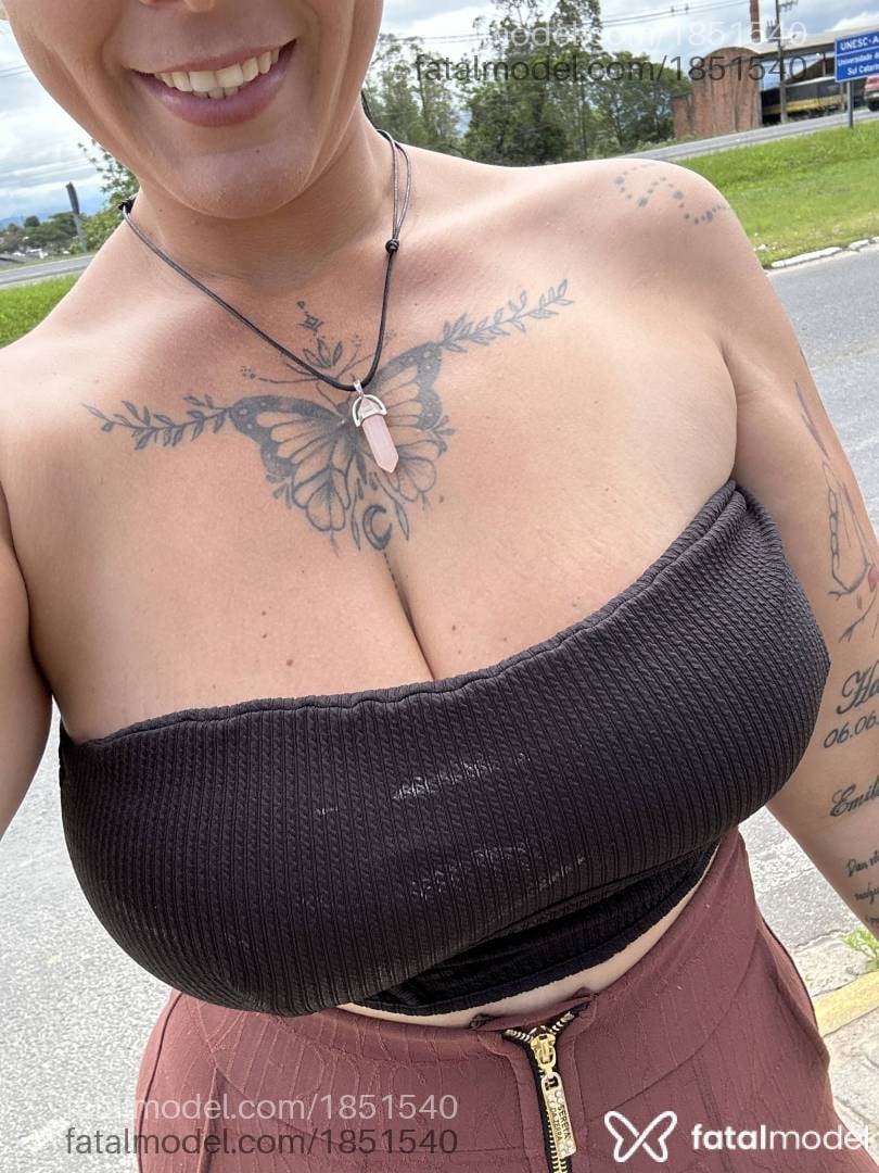 Acompanhante mulher morena (o) de olhos castanhos - Jessica Andrade