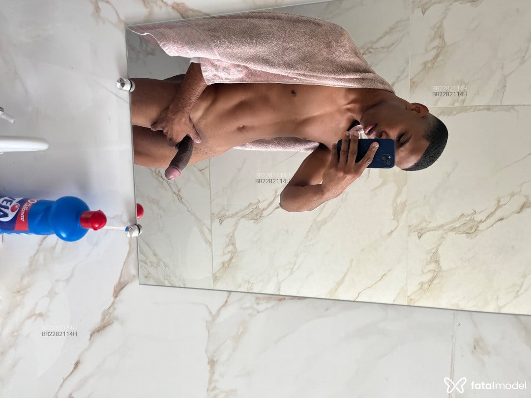 Acompanhante homem morena (o) de olhos castanhos em Rio de Janeiro - Gabrielzin