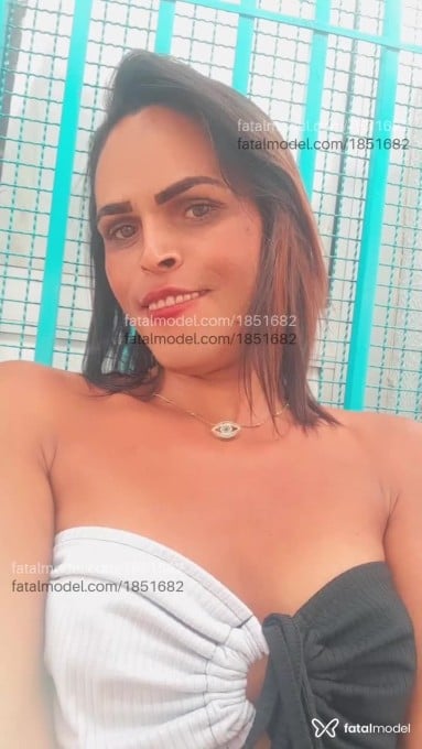 Acompanhante mulher trans morena (o) de olhos castanhos em Luís Eduardo Magalhães - Vitória prinscipol
