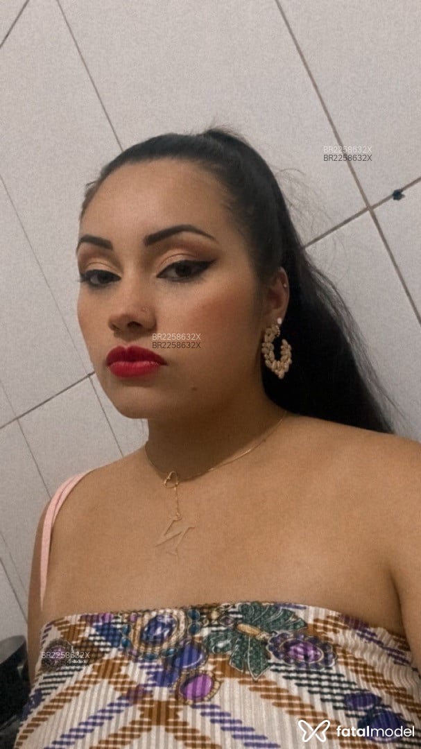 Acompanhante mulher morena (o) de olhos mel em Ipirá Acompanhante mulher morena (o) de olhos mel em Ipirá - Stefany