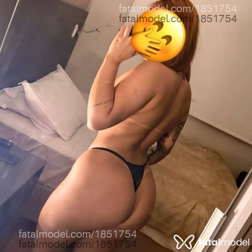 Acompanhante mulher ruiva (o) de olhos pretos - Kauany Bragança