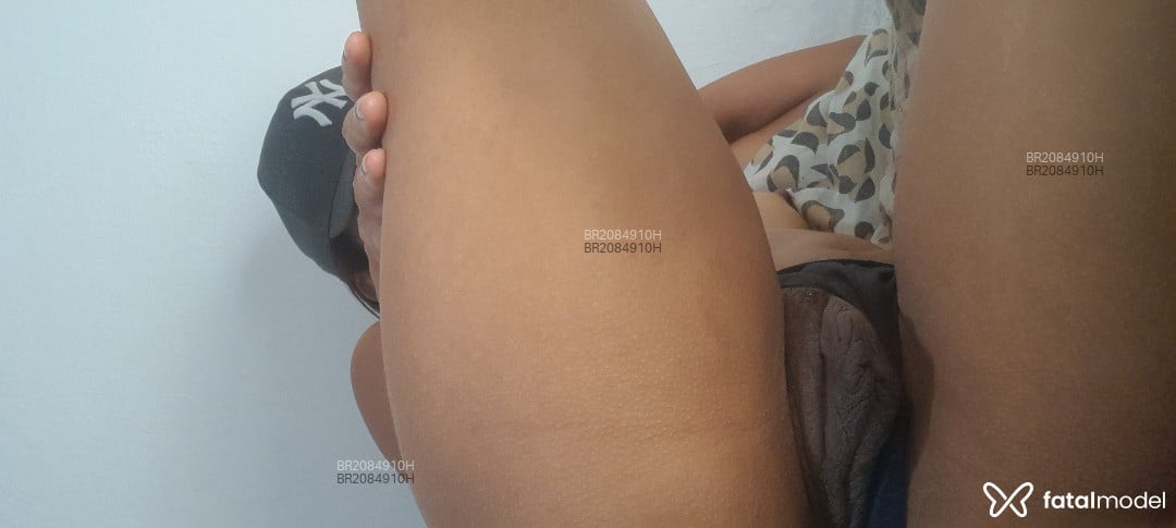 Acompanhante mulher morena (o) de olhos castanhos em Virtual - Veluciene