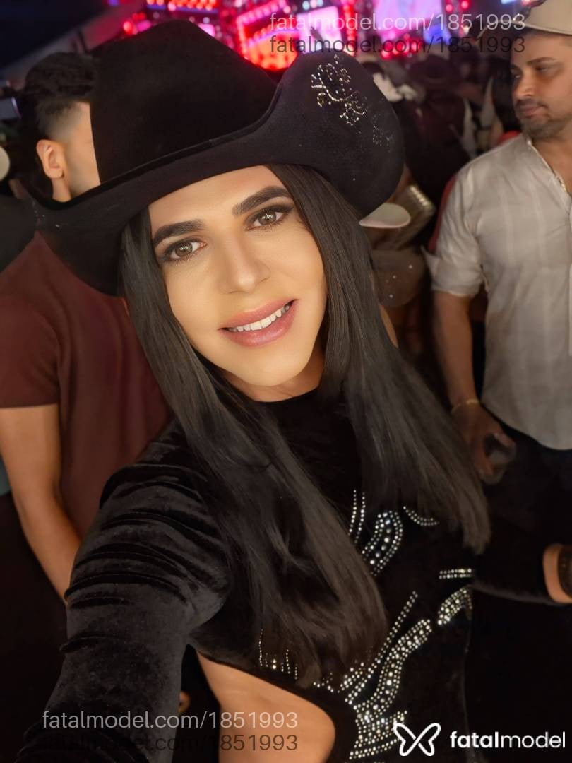Acompanhante mulher trans morena (o) de olhos castanhos em Goiânia Acompanhante mulher trans morena (o) de olhos castanhos em Goiânia - Bruna Siqueira