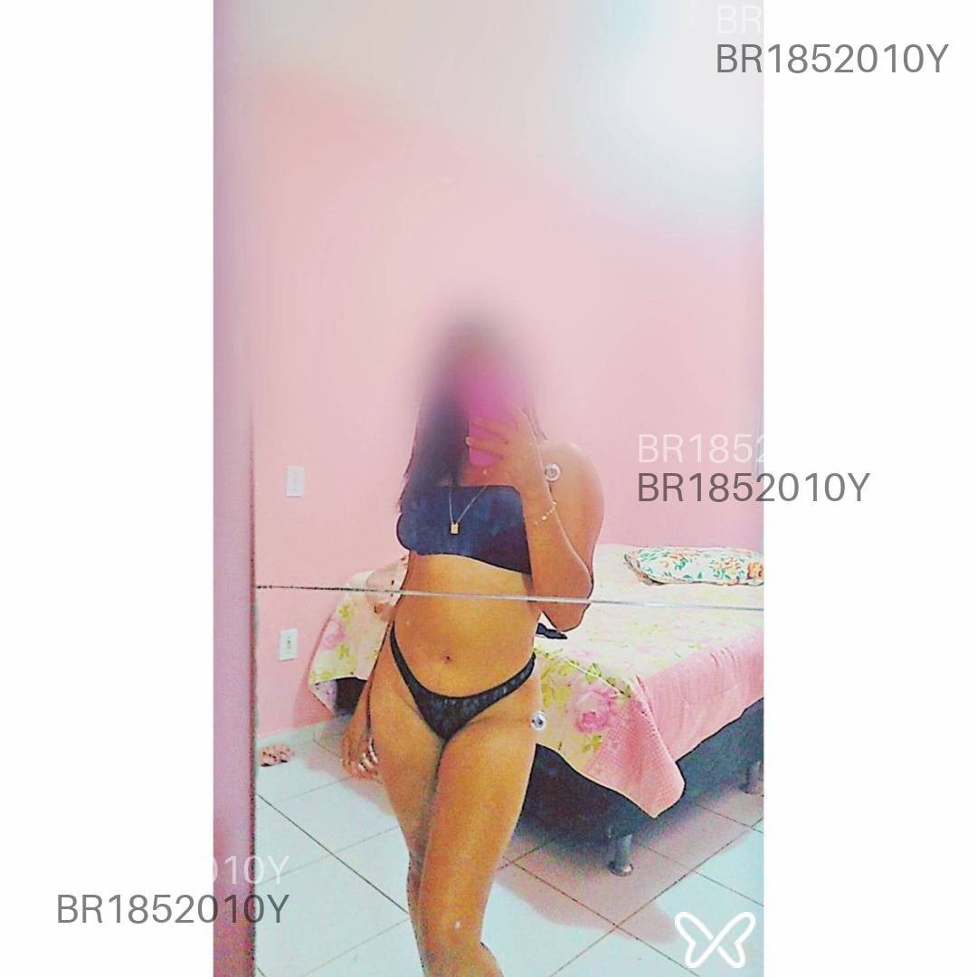 Acompanhante mulher com cabelo castanho de olhos pretos em Bebedouro Acompanhante mulher com cabelo castanho de olhos pretos em Bebedouro - Fernanda Meira
