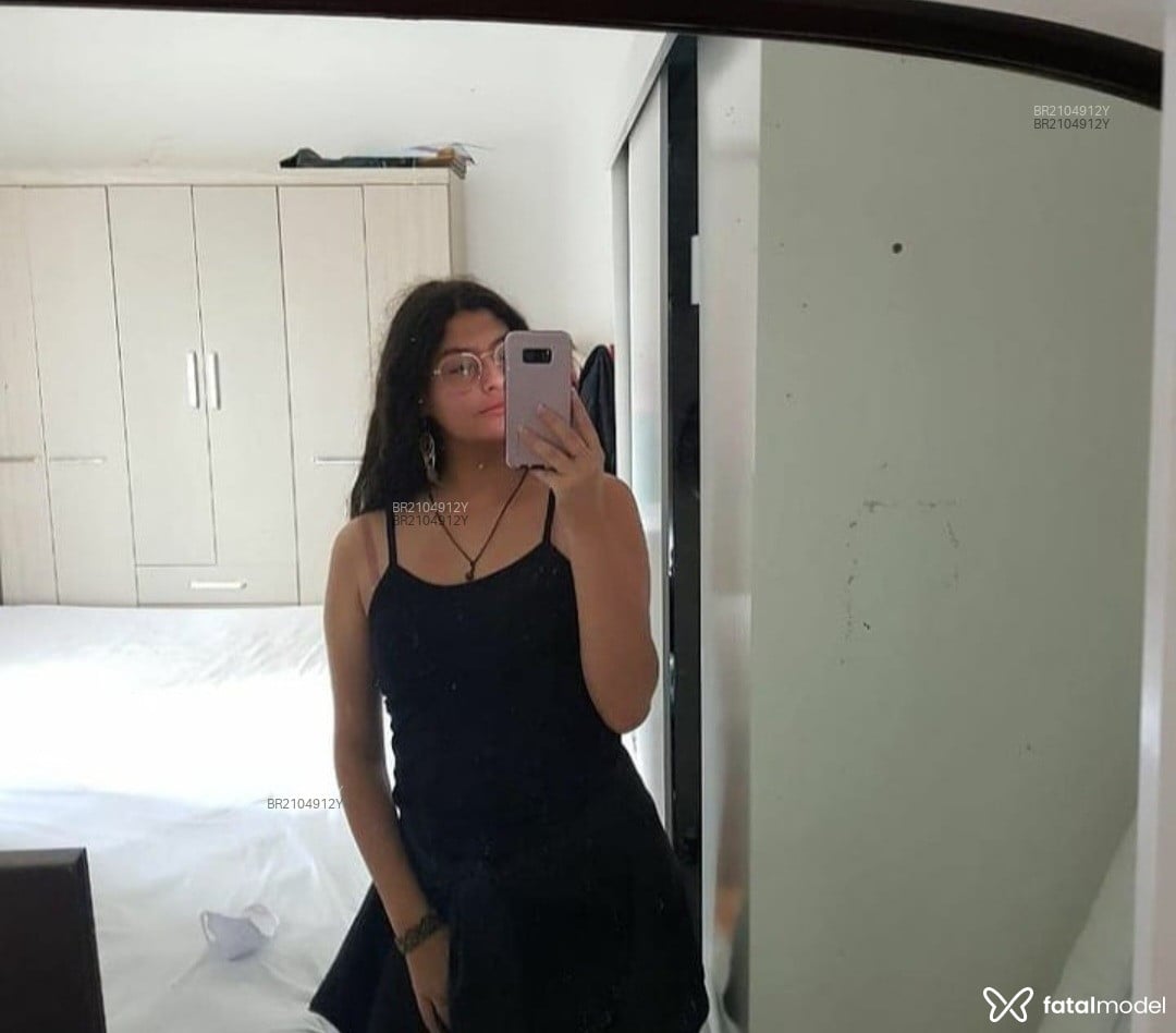 Acompanhante mulher com cabelo castanho de olhos castanhos em São Paulo - Lala Montes