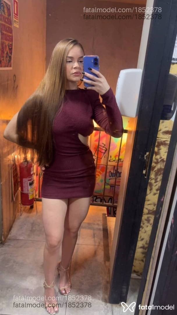 Acompanhante mulher com cabelo castanho de olhos castanhos - Docinhabsb