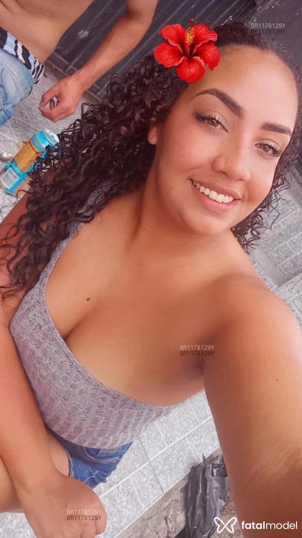 Acompanhante mulher morena (o) de olhos castanhos - Paloma Sanchez