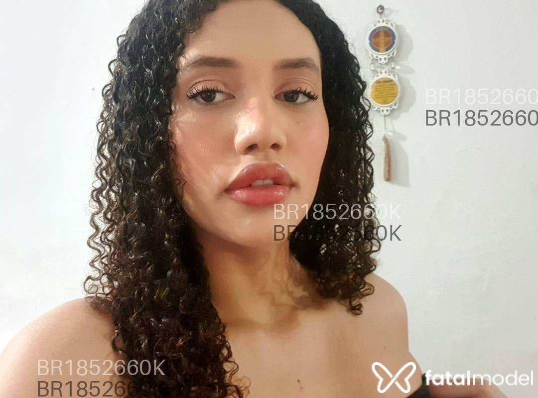 Acompanhante mulher com cabelo castanho de olhos castanhos em Rio de Janeiro - Isis