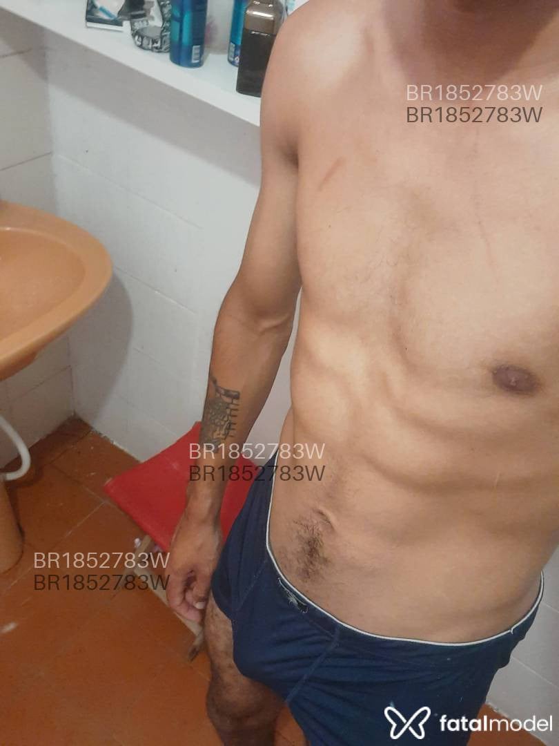 Acompanhante homem morena (o) de olhos castanhos em Chapecó Acompanhante homem morena (o) de olhos castanhos em Chapecó - Micael santos