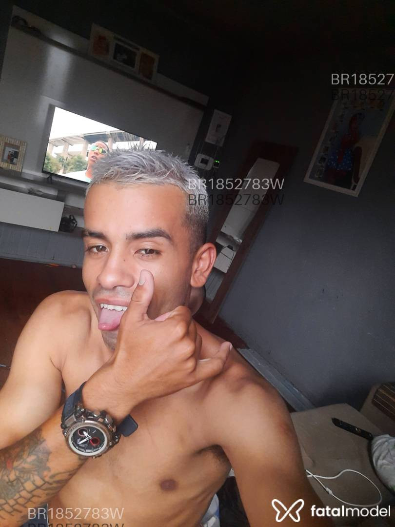 Acompanhante homem morena (o) de olhos castanhos em Chapecó Acompanhante homem morena (o) de olhos castanhos em Chapecó - Micael santos