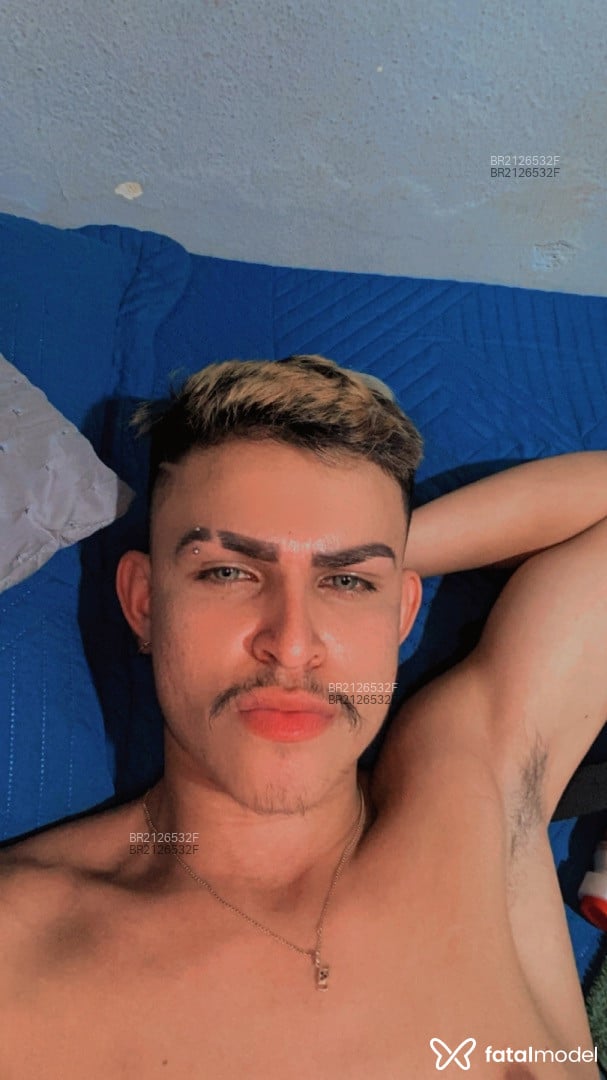 Acompanhante homem morena (o) de olhos pretos em Uberlândia - Jonatan