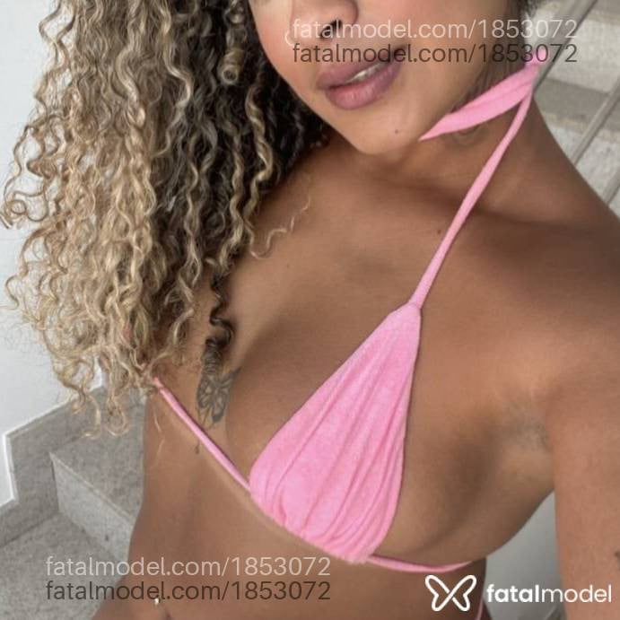 Acompanhante mulher loira (o) de olhos castanhos em Linhares - Beatriz