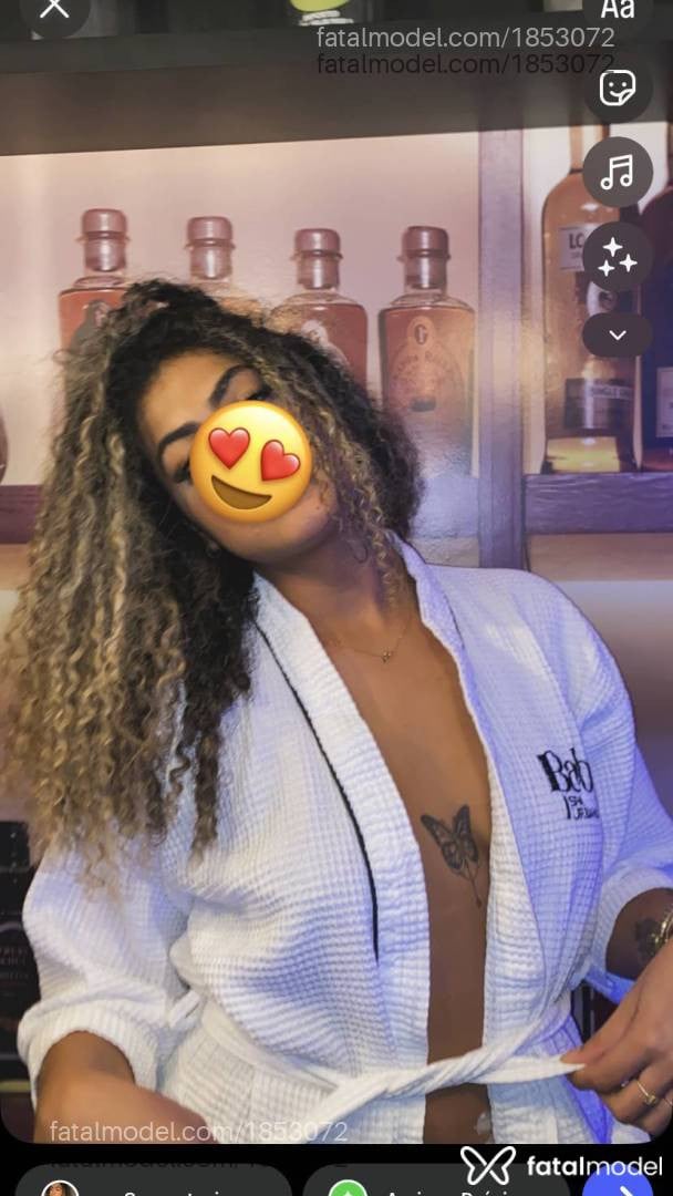 Acompanhante mulher loira (o) de olhos castanhos em Linhares - Beatriz