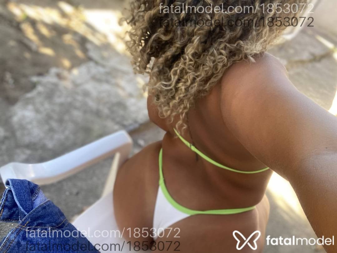 Acompanhante mulher loira (o) de olhos castanhos em Linhares - Beatriz