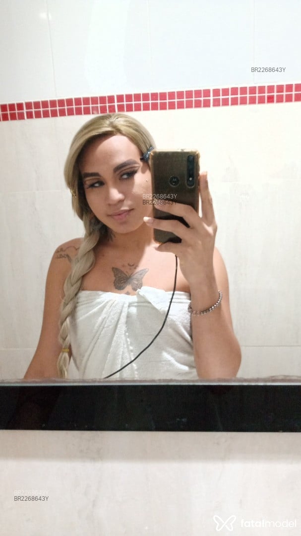 Acompanhante mulher trans morena (o) de olhos castanhos em Uberlândia - Lesska