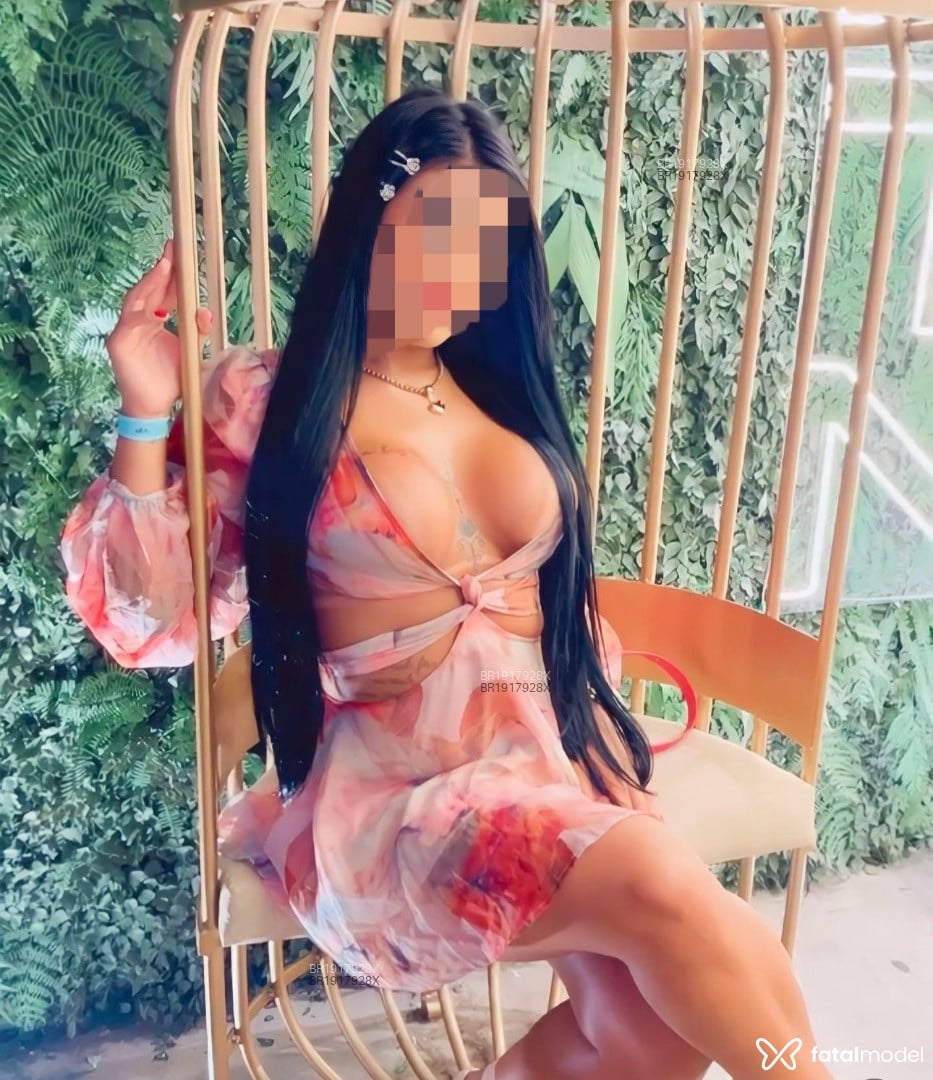 Acompanhante mulher morena (o) de olhos pretos em Araraquara Acompanhante mulher morena (o) de olhos pretos em Araraquara - Camila Lopes