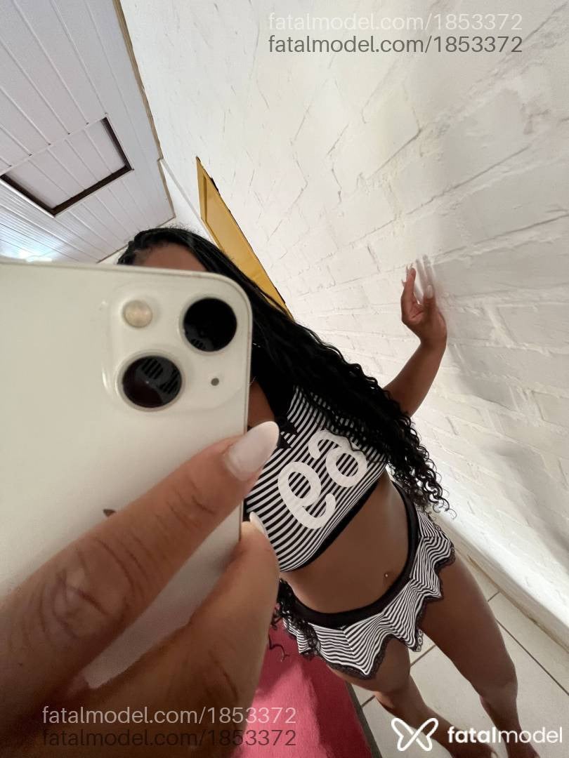 Acompanhante mulher morena (o) de olhos pretos em Balneário Piçarras - Jheny Bonfim