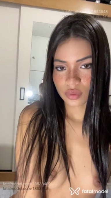 Acompanhante mulher morena (o) de olhos castanhos em Belém - Ivy Orgni