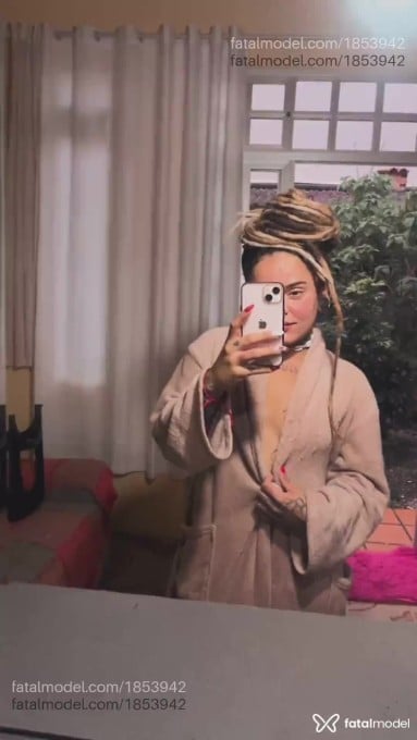 Acompanhante mulher loira (o) de olhos castanhos em Florianópolis - Tiffany