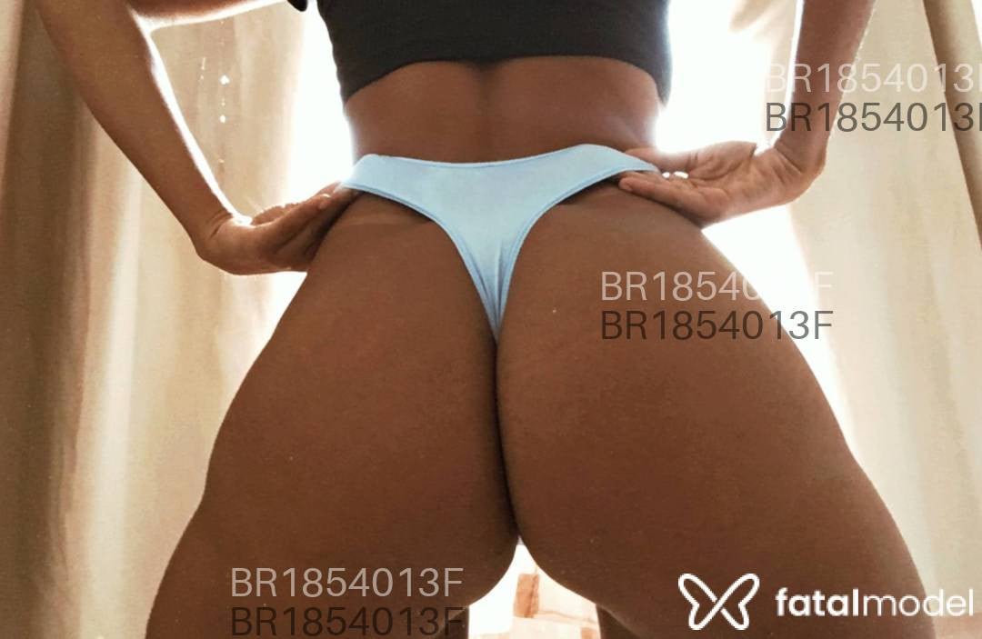 Acompanhante mulher morena (o) de olhos pretos em Rio das Ostras - Melissa