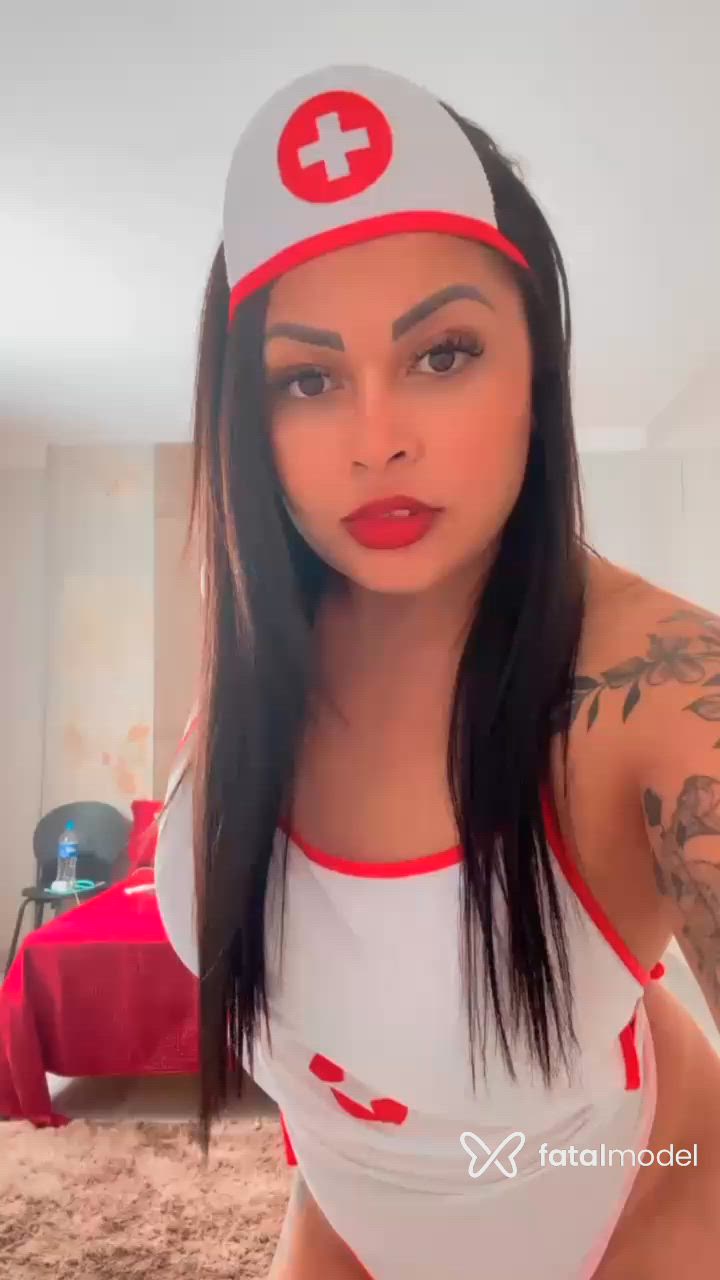 Acompanhante mulher morena (o) de olhos castanhos - Kaka Abravanell Acompanhante mulher morena (o) de olhos castanhos - Kaka Abravanell