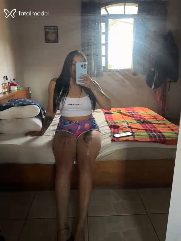 Acompanhante mulher morena (o) de olhos castanhos em Itabirito Acompanhante mulher morena (o) de olhos castanhos em Itabirito - Kaka Abravanell