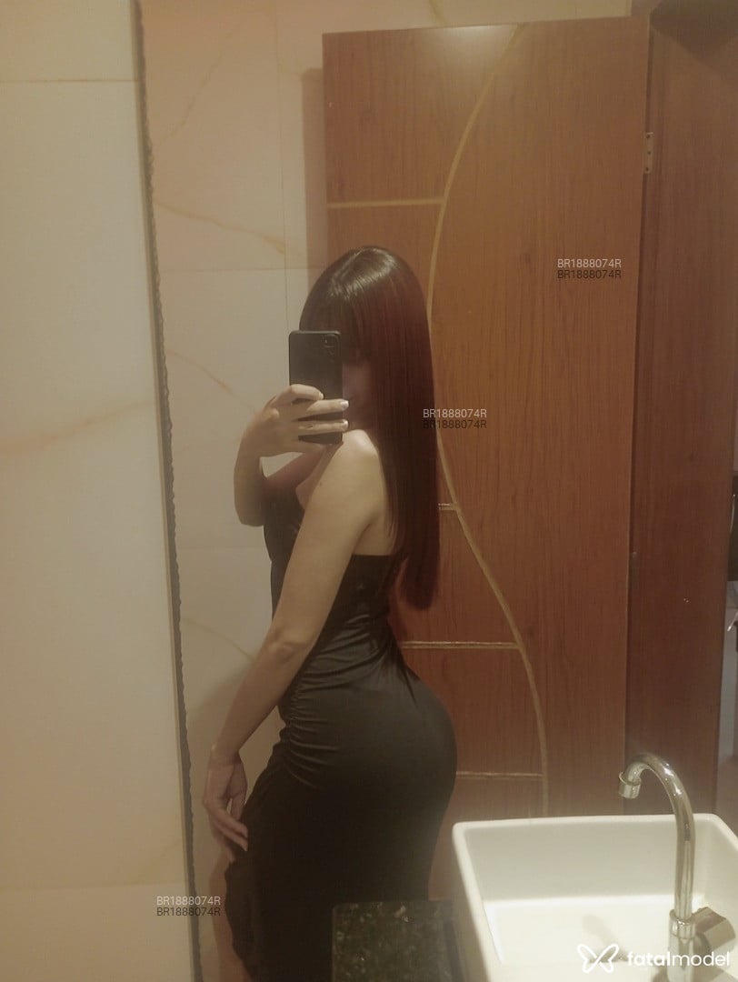 Acompanhante mulher trans ruiva (o) de olhos mel em Belém - Yara Santiago