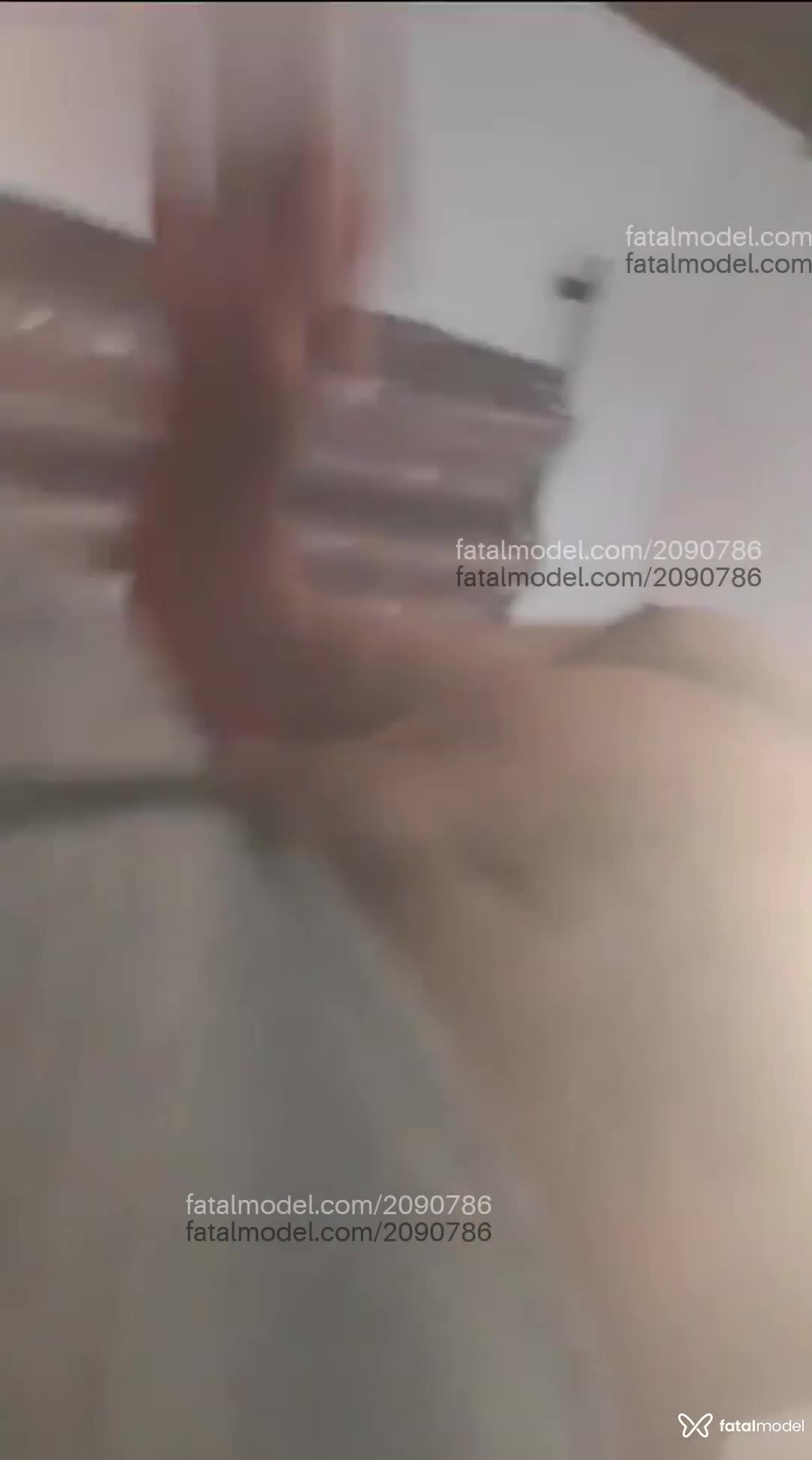 Acompanhante homem com cabelo castanho de olhos pretos em Curitiba - Marcello